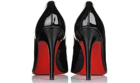 Scarpe suola rossa Louboutin: tutti i modelli e prezzi .